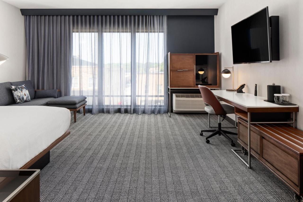 Отель Courtyard By Marriott Owatonna Downtown Экстерьер фото
