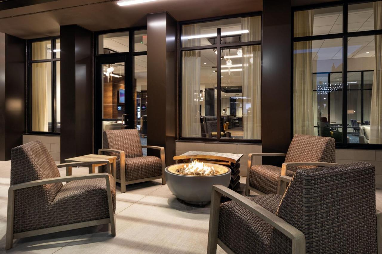 Отель Courtyard By Marriott Owatonna Downtown Экстерьер фото